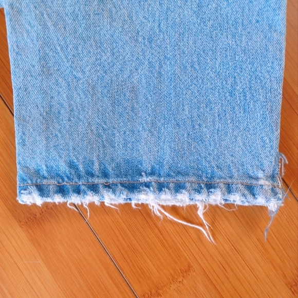 Light Wash Button Fly Straight Leg Zara Jeans Size 6 - Picture 5 of 10